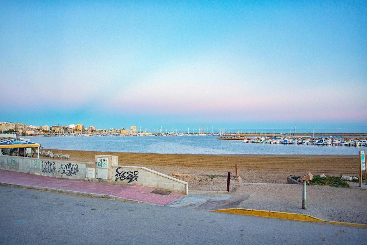 096 Pleasant Place Luis - Alicante Holiday Torrevieja Exterior foto